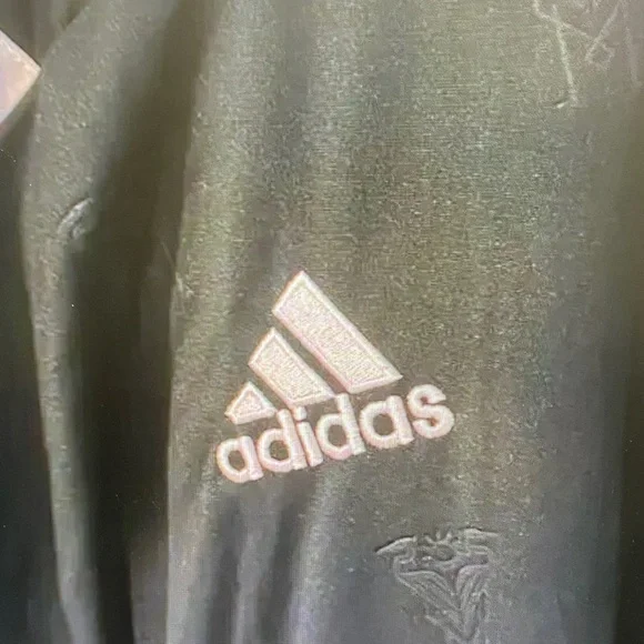 Adidas Black and Gold Men's Jersey - Picture 4 of 4